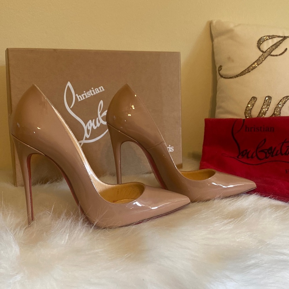 *SO KATE* Louboutins